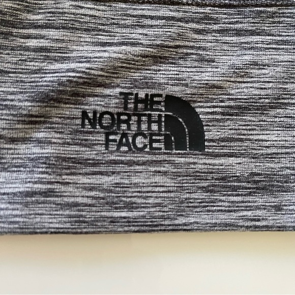 The North Face Motivation Sleeveless Hoodie L - Picture 7 of 9